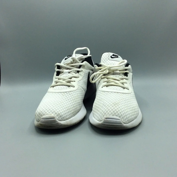 White Nike Tanjun Men’s  12 Sneakers Shoes - Picture 4 of 8